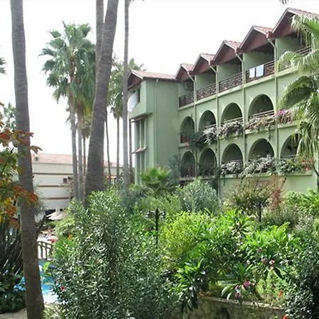 Hotel Club Tropical