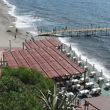 Club Tropical Konaklı