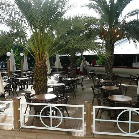 Club Tropical Hotel