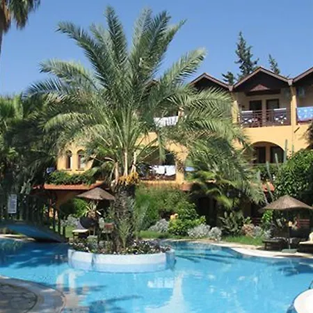 Hotel Club Tropical Konaklı