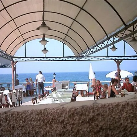 Hotel Club Tropical Konaklı